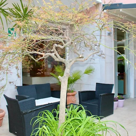 Cristina Hotel