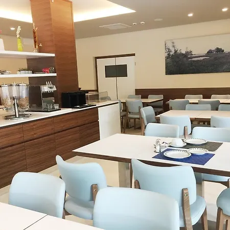 Hotel Cristina 3*