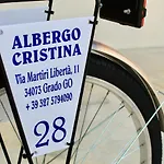 Cristina Hotel 3*