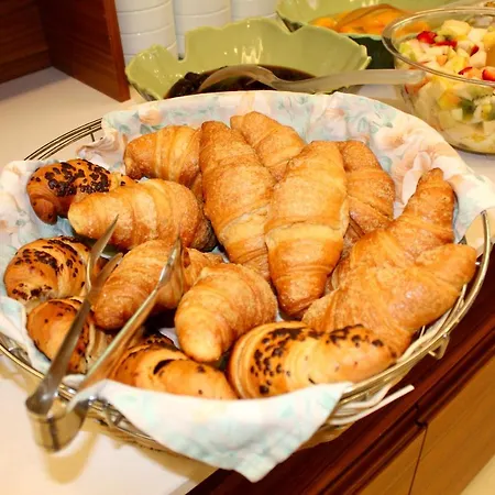 Cristina Ξενοδοχείο