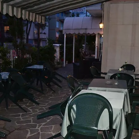 Cristina Ξενοδοχείο